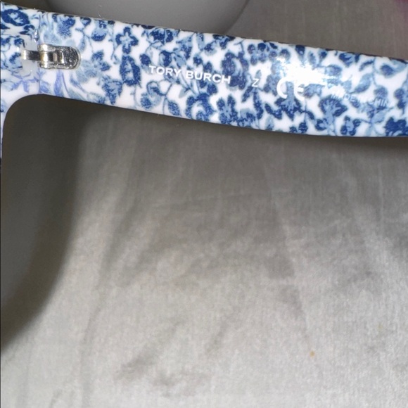 Tory Burch Sunglasses - Picture 3 of 4